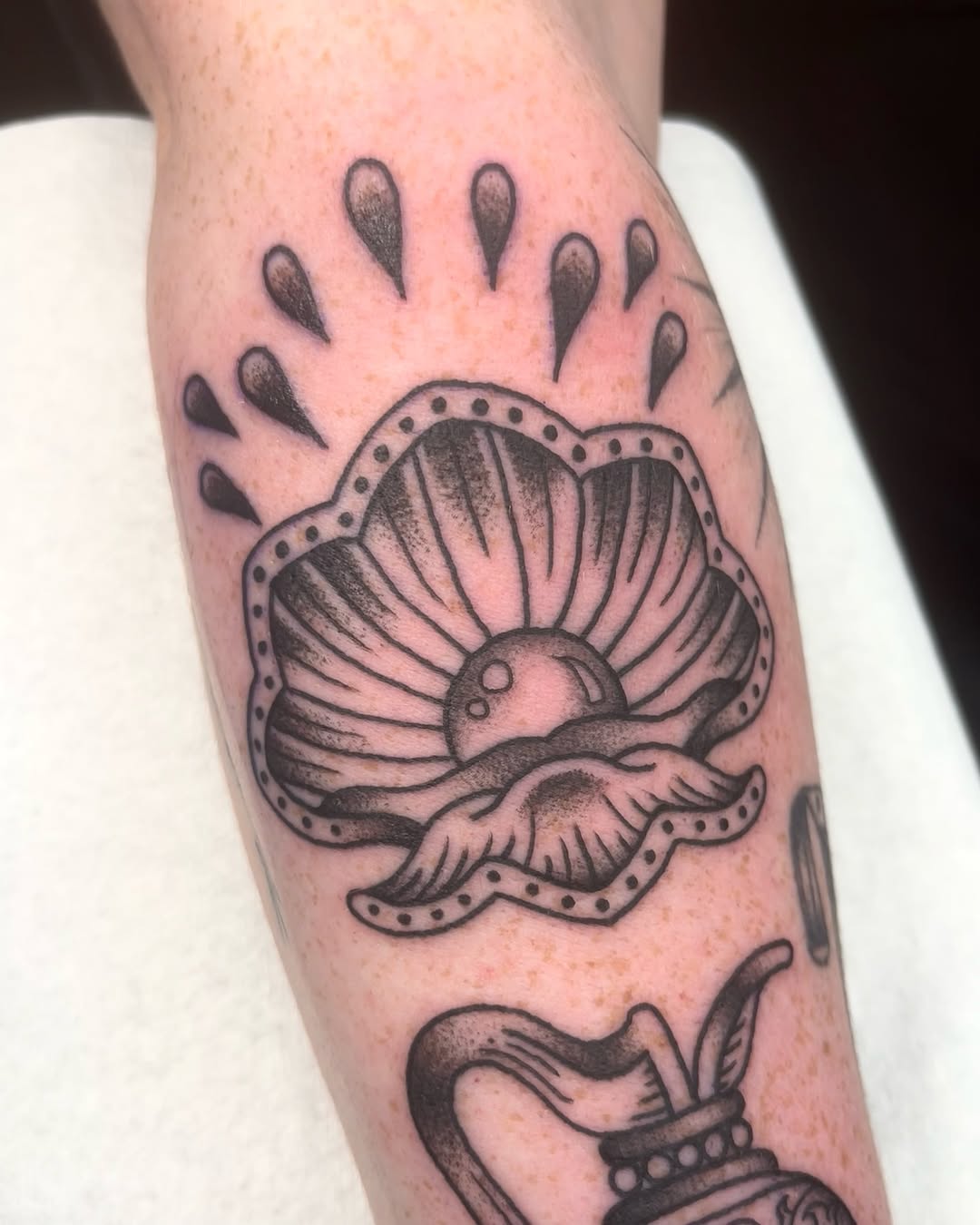 Tattoo by @ratbabytattoos โ american_traditional, black_and_grey