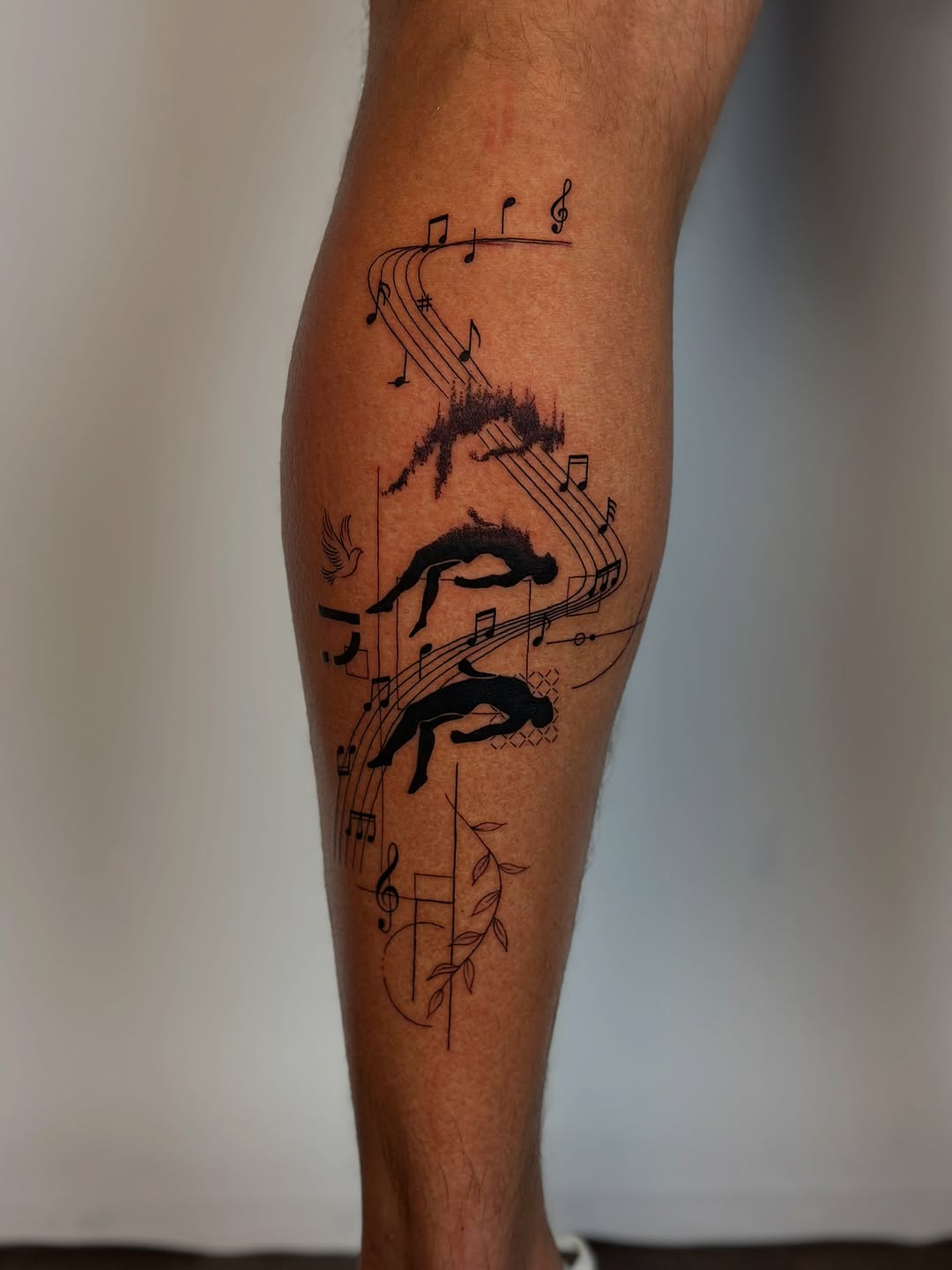 Tattoo by @tuantran.ink — fine_line, blackwork