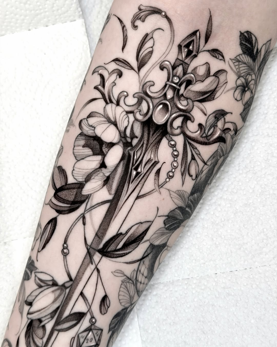 Tattoo by @tommytattoo333 — black_and_grey, ornamental