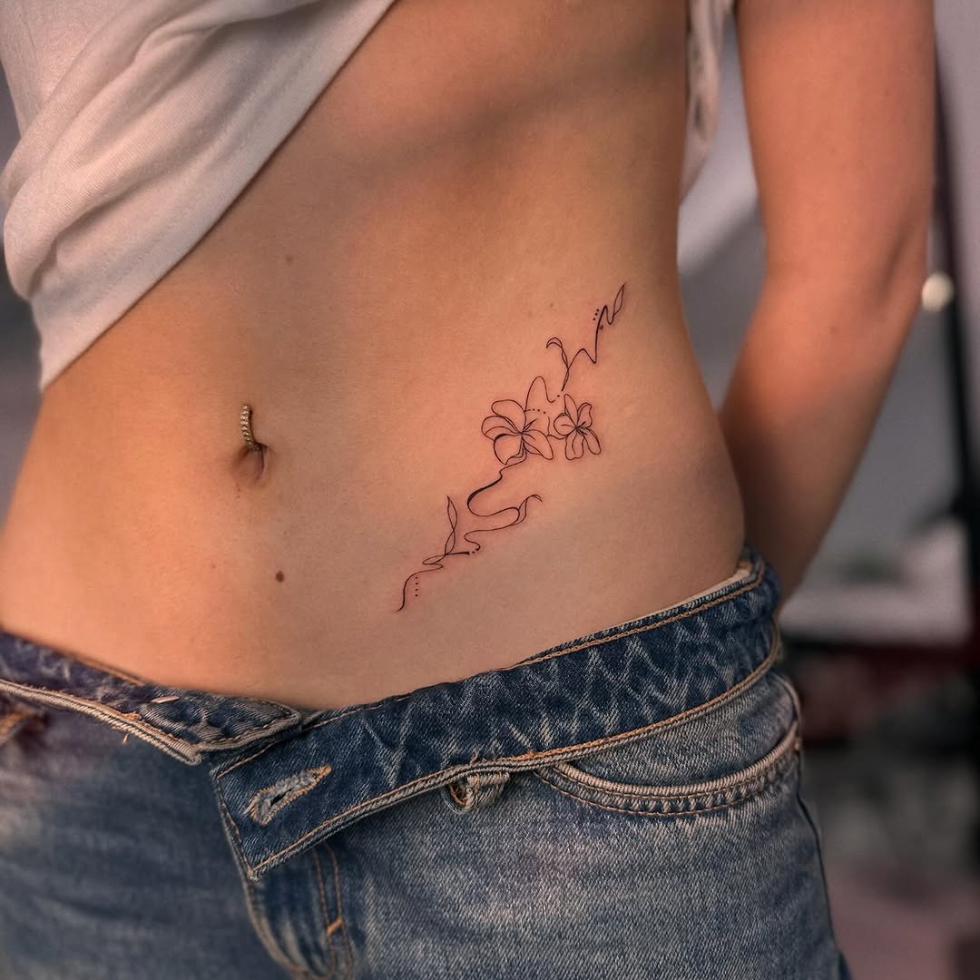 Tattoo by @ellie_tatts β fine_line