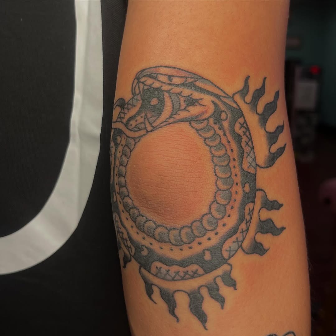 Tattoo by @griffintheflesh — american_traditional