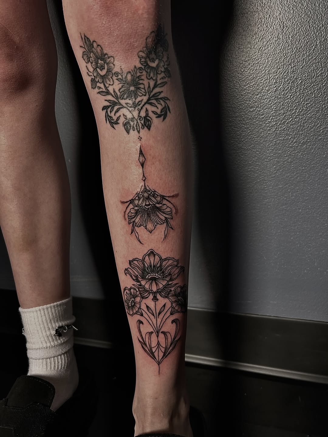 Tattoo by @azra.ink — fine_line, ornamental