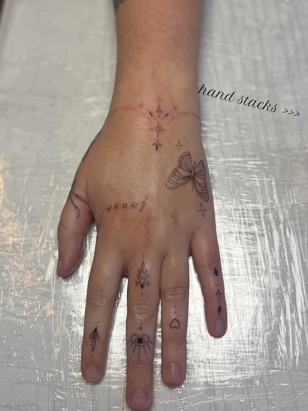 Tattoo by @inkandlilys — fine_line, minimalist