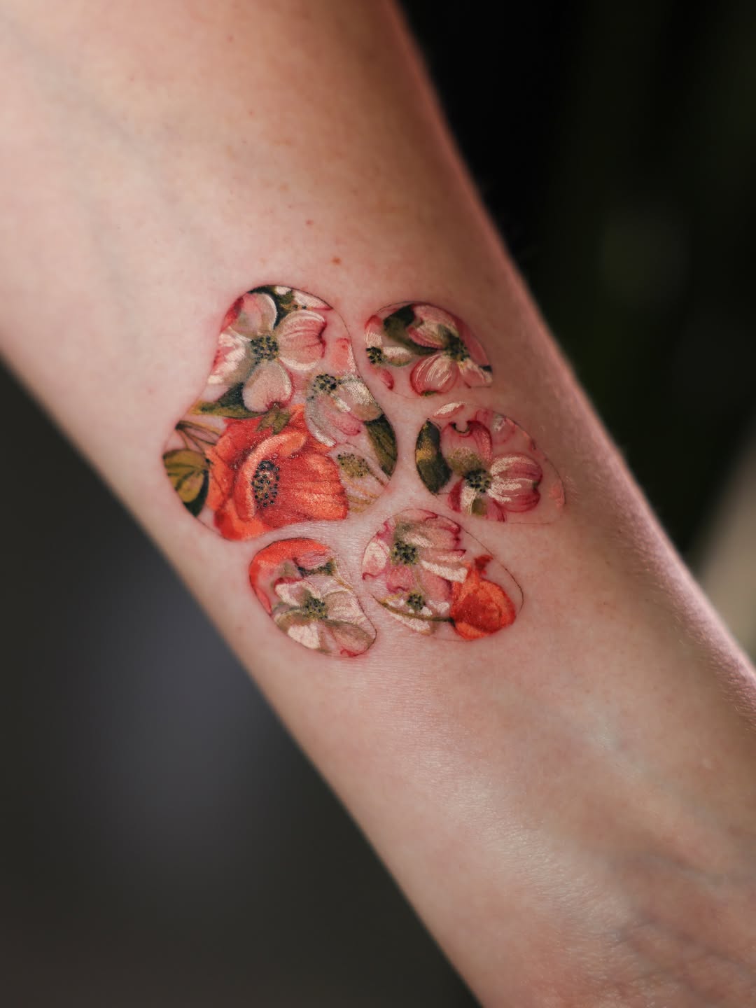 Tattoo by @annakarelina.tattoo — realism, watercolor