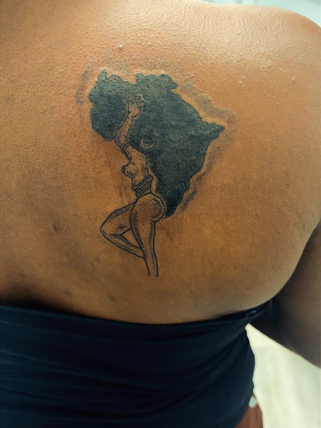 Tattoo by @kingsynnink — blackwork