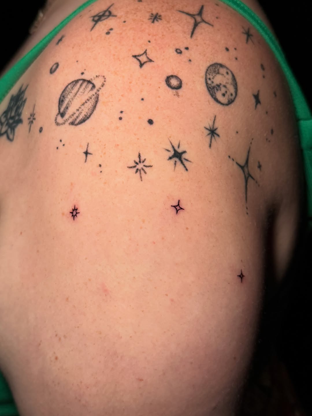 Tattoo by @jackieotats β fine_line, illustrative