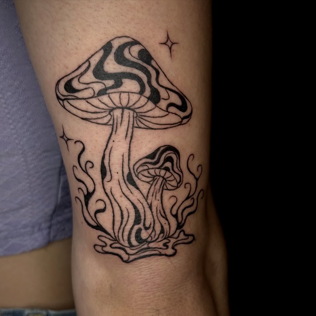Tattoo by @tattylongleg — blackwork