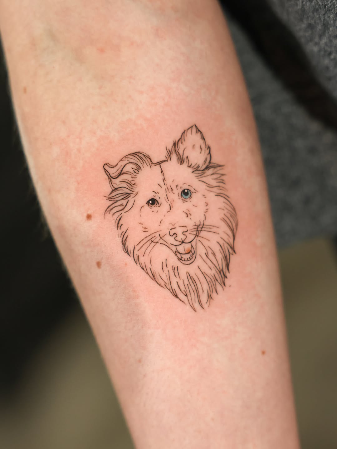 Tattoo by @annakarelina.tattoo — fine_line, realism
