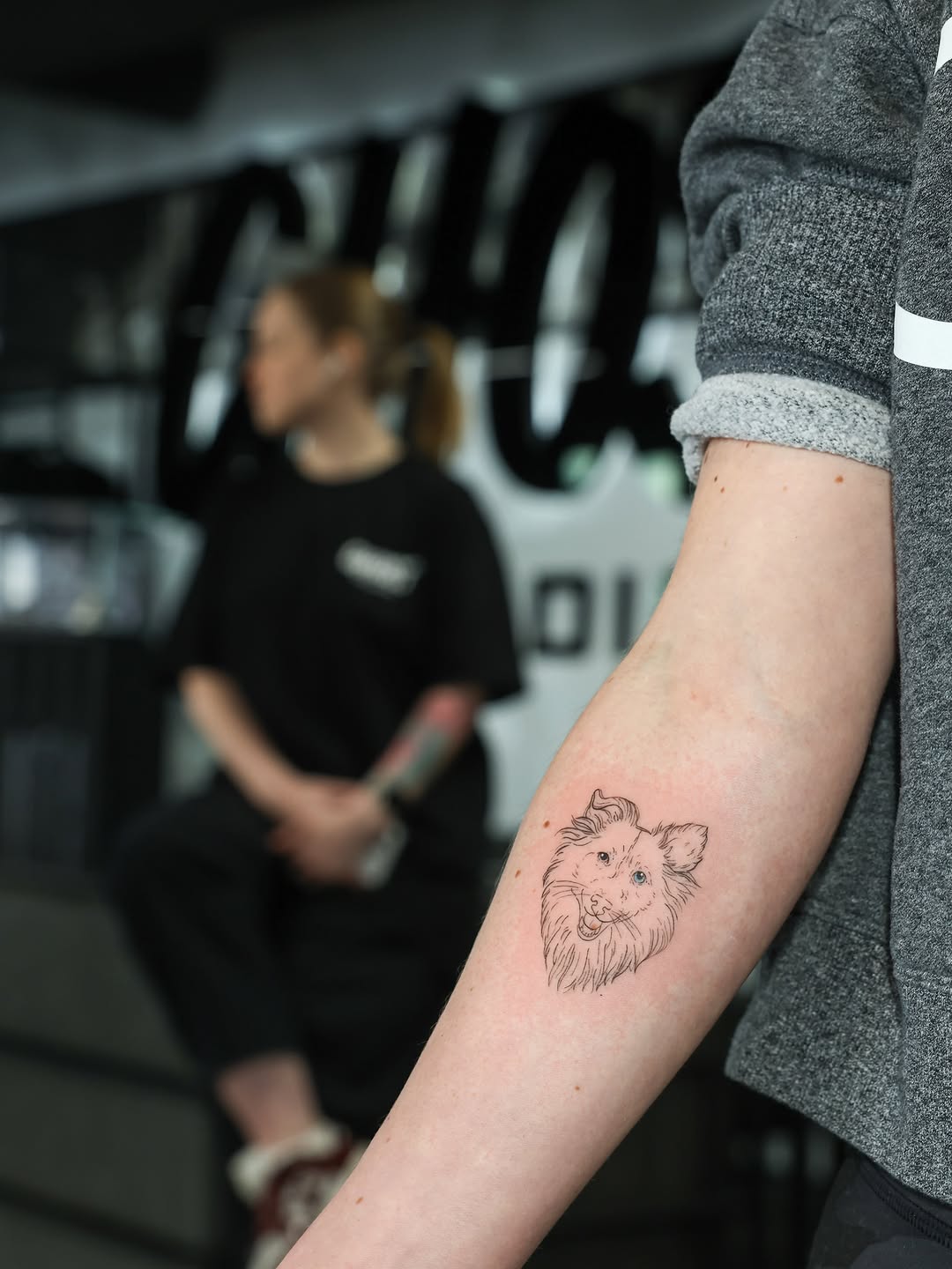 Tattoo by @annakarelina.tattoo — fine_line, realism