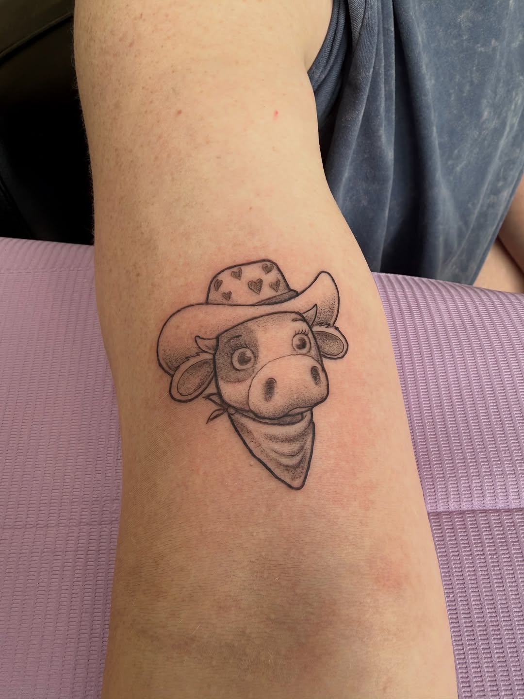 Tattoo by @dtxtattoos โ black_and_grey