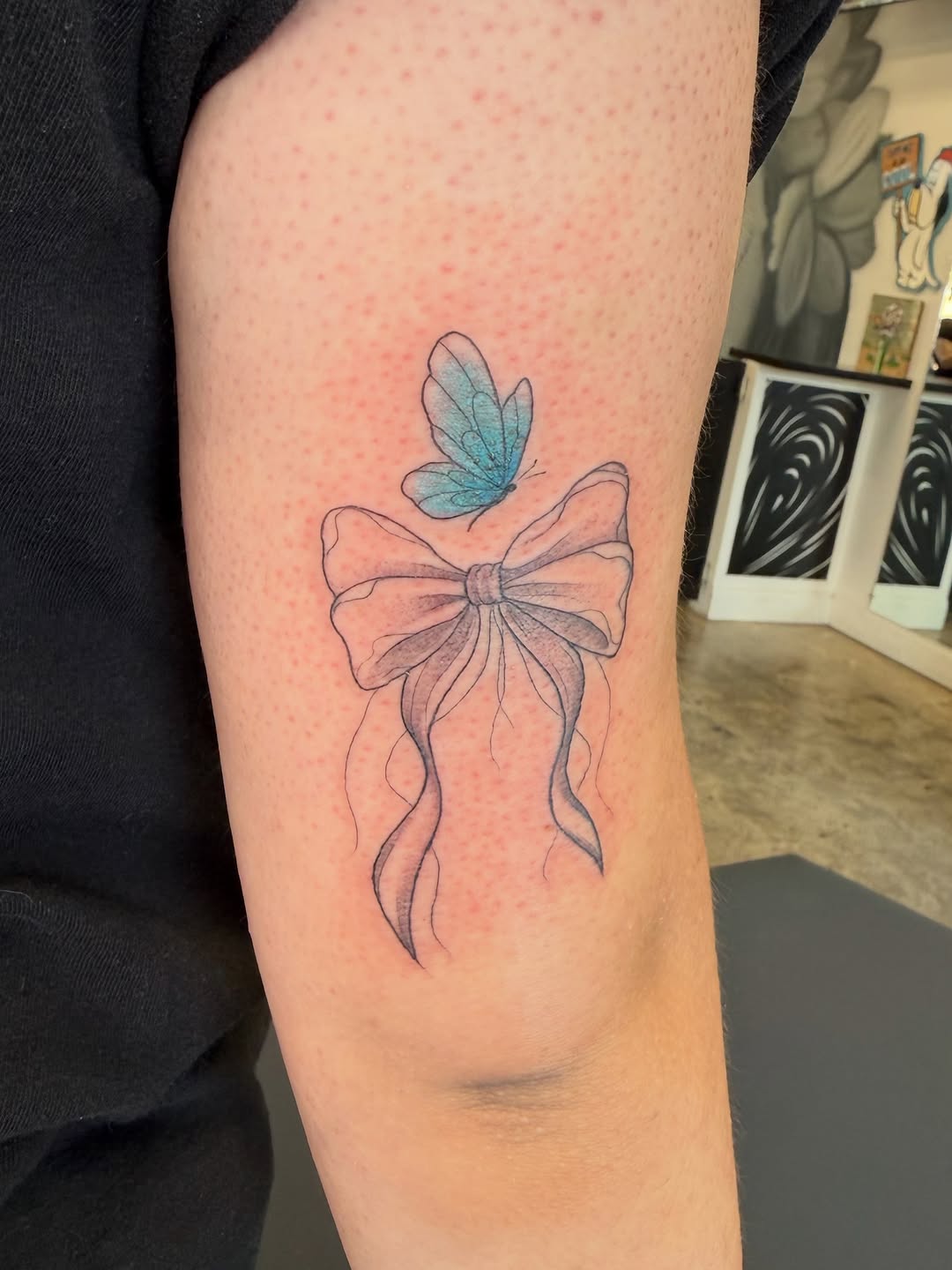 Tattoo by @dtxtattoos โ fine_line