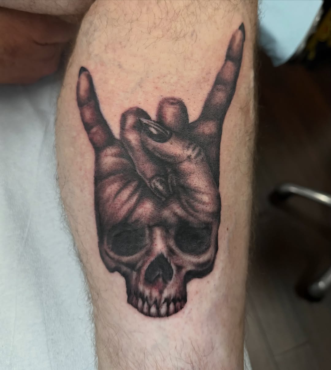 Tattoo by @andrewmammoth — realism, black_and_grey