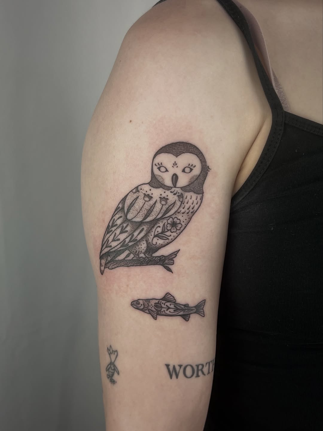 Tattoo by @tallis.andrea — black_and_grey, illustrative