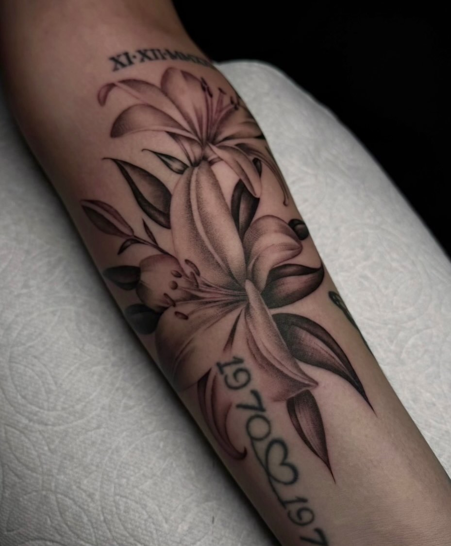 Tattoo by @cvssandra.art — black_and_grey, realism