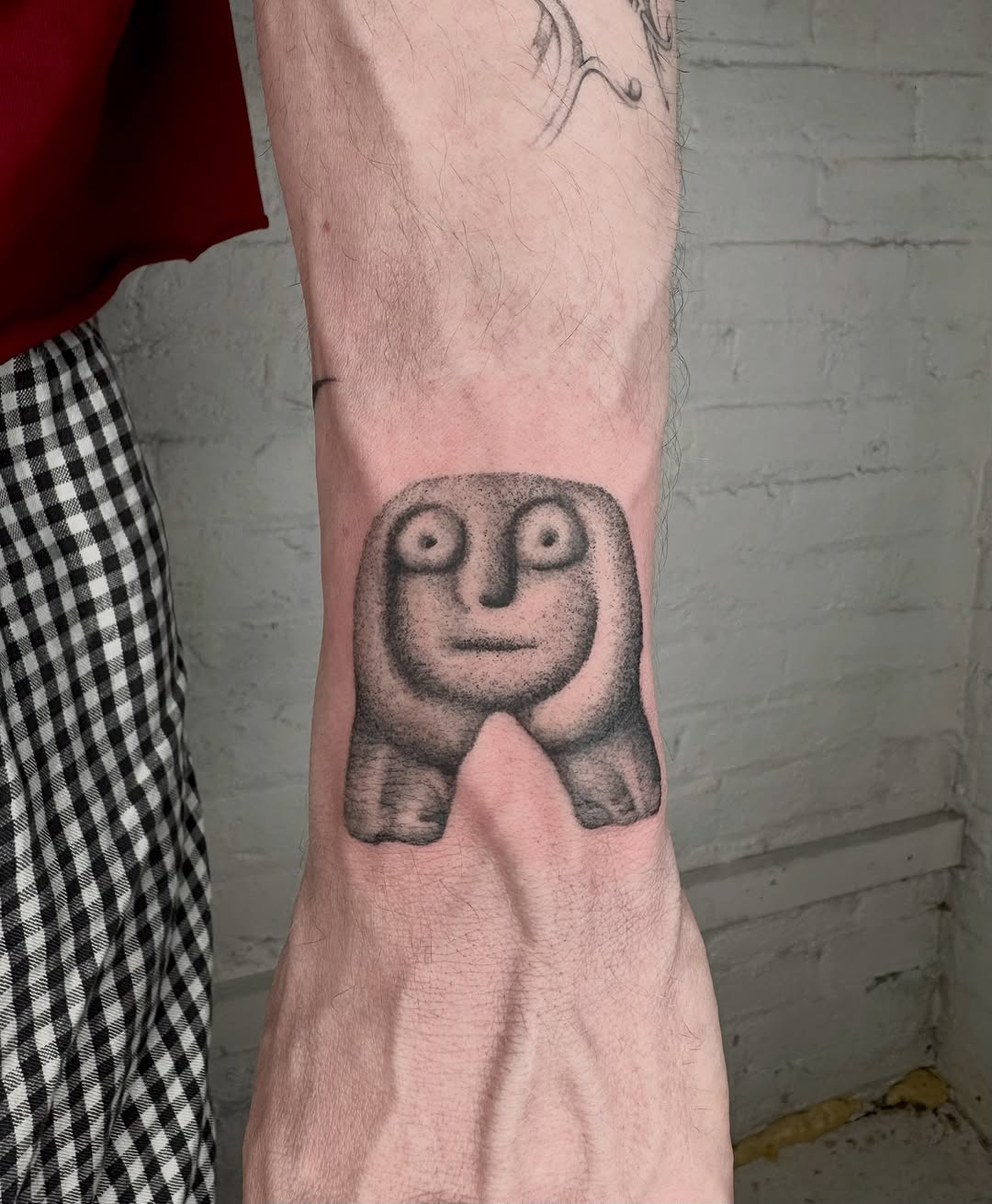 Tattoo by @el_kenny_ — illustrative, black_and_grey