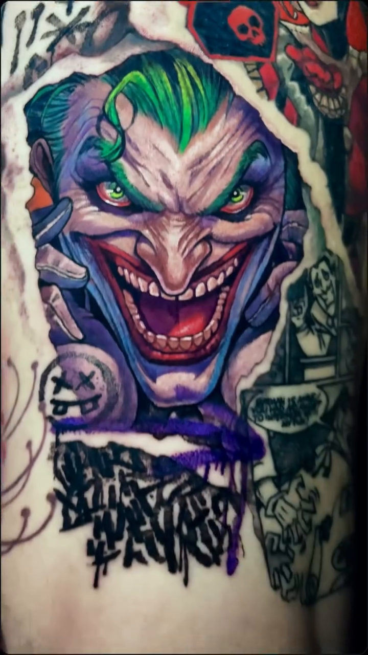 Tattoo by @kateperets_tattoo β comic