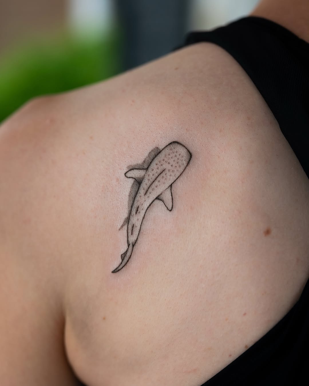 Tattoo by @ashk.tattoos โ fine_line, dotwork
