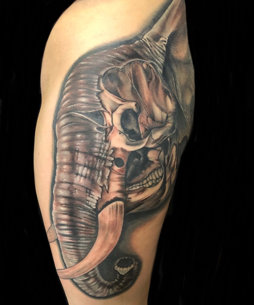 Tattoo by @borrowedparticles โ realism, dark_realism