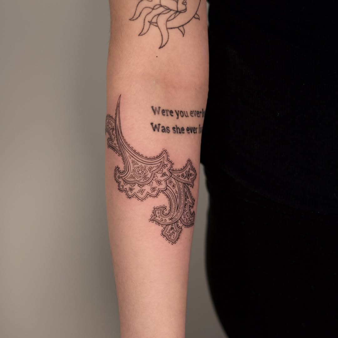 Tattoo by @mandylynjaye.tattoo — fine_line, ornamental
