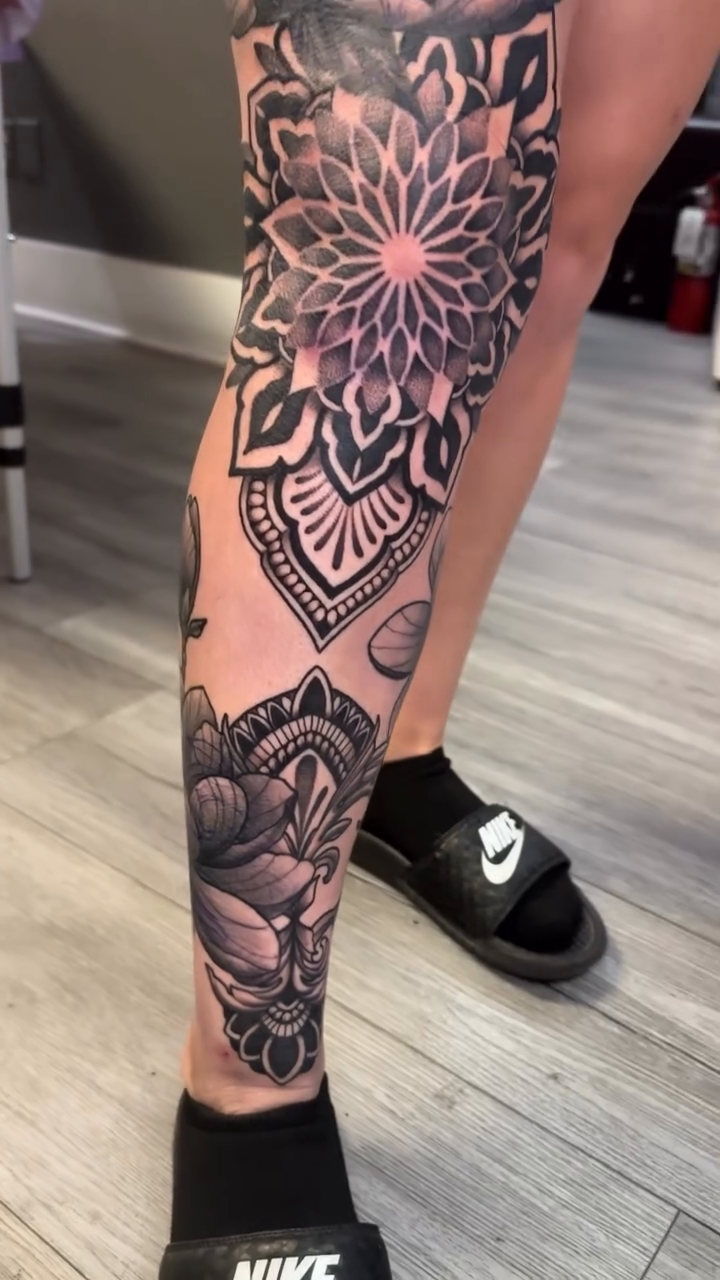 Tattoo by @thomasvette — black_and_grey, geometric
