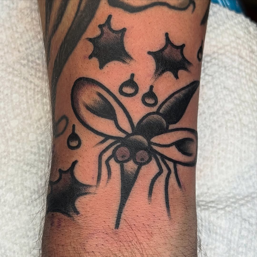 Tattoo by @colbybarrontattoo โ american_traditional