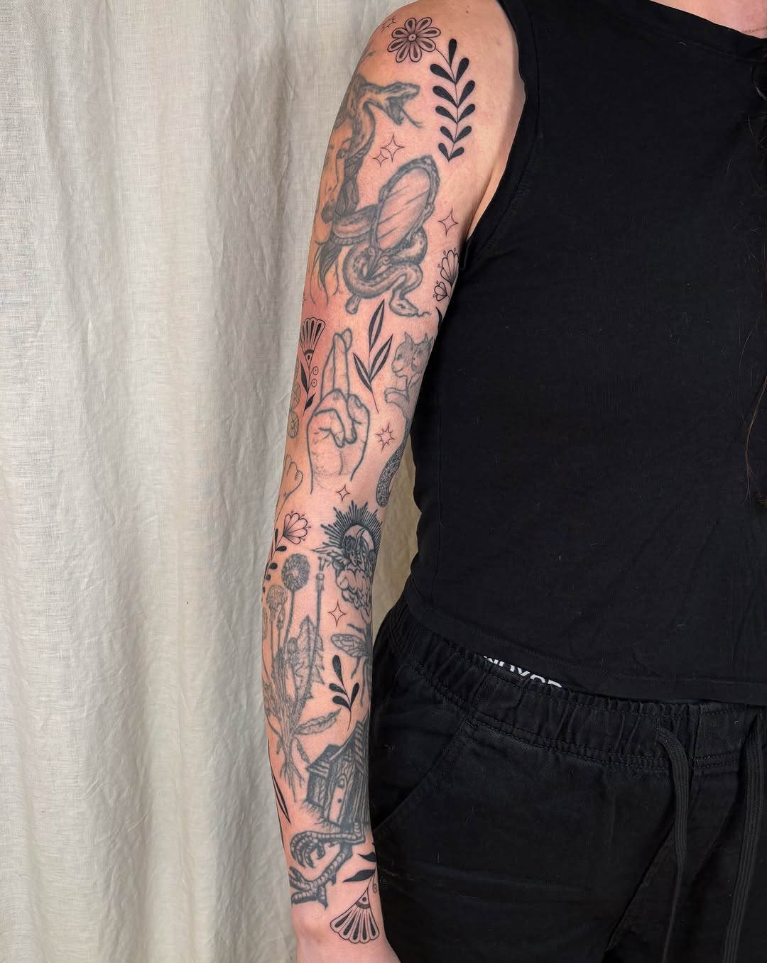 Tattoo by @annasagetattoos — black_and_grey