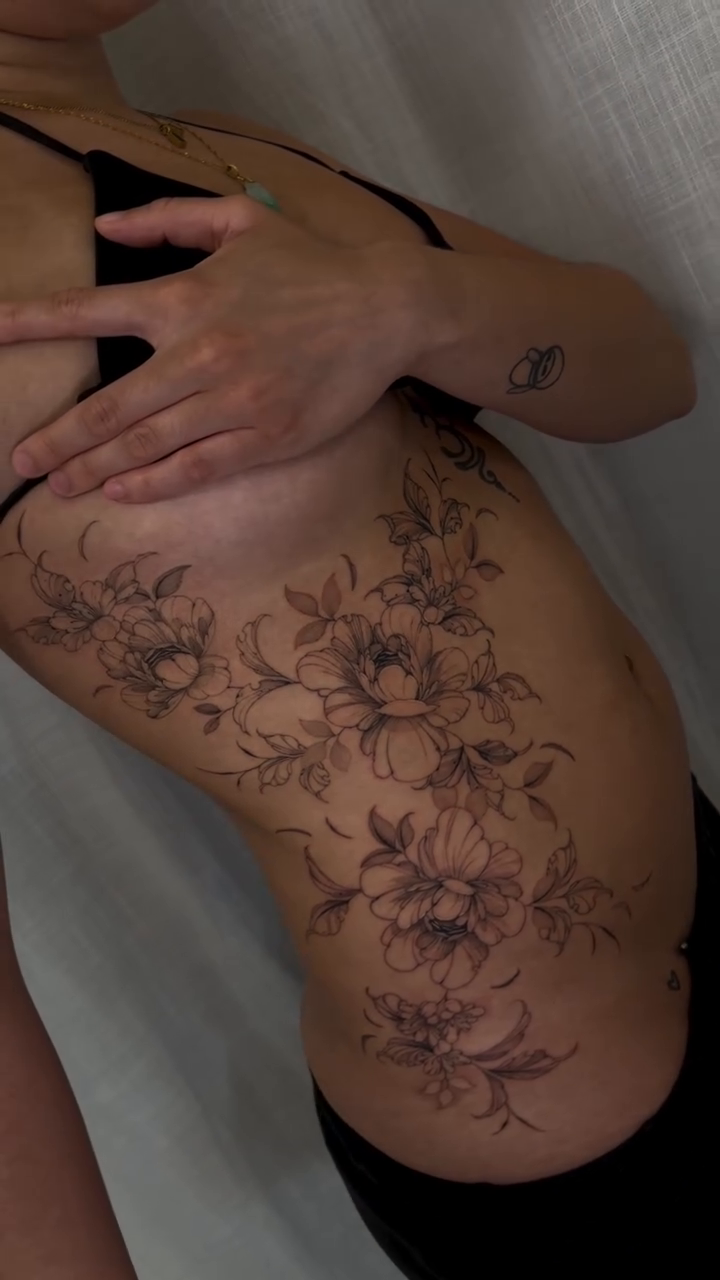 Tattoo by @inkbyjustene โ fine_line