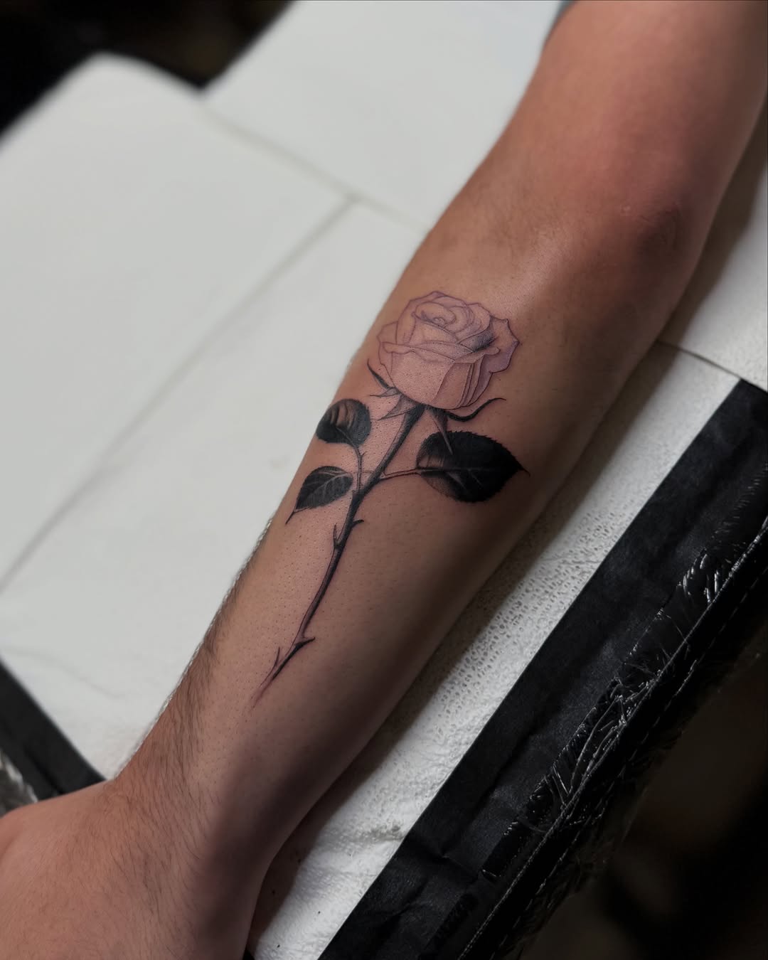 Tattoo by @fabezumi โ fine_line, black_and_grey