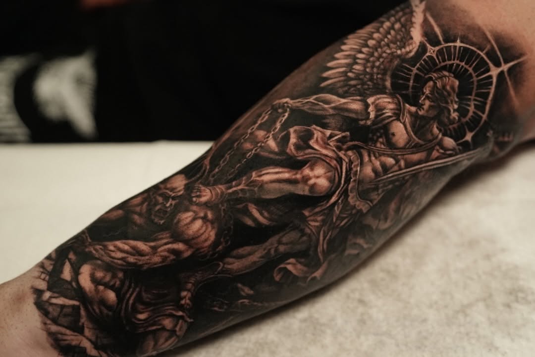 Tattoo by @inkedbydaniela — realism, black_and_grey