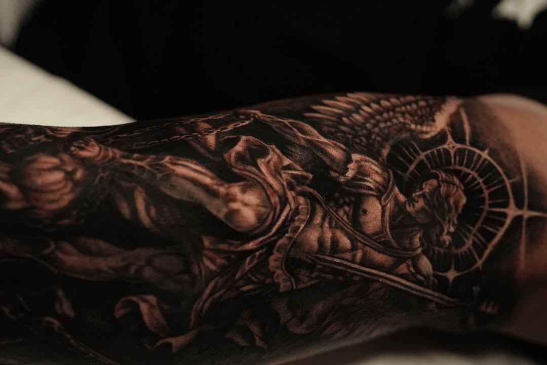 Tattoo by @inkedbydaniela — realism, black_and_grey