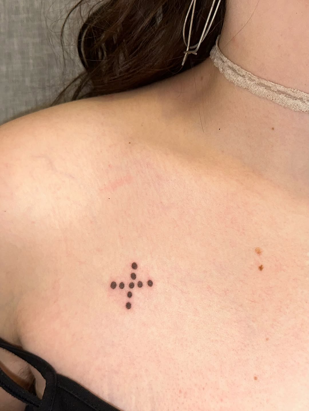 Tattoo by @pokingyousoftly — fine_line, minimalist