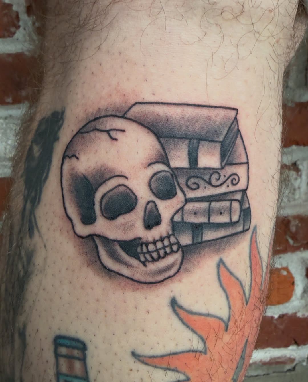 Tattoo by @lunatattooss — american_traditional