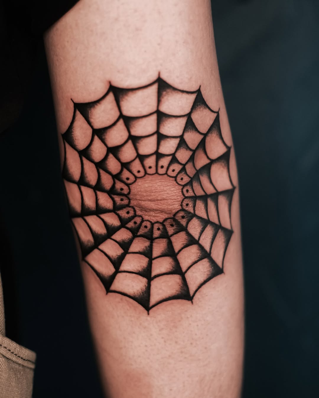 Tattoo by @hontraditional โ black_and_grey, geometric