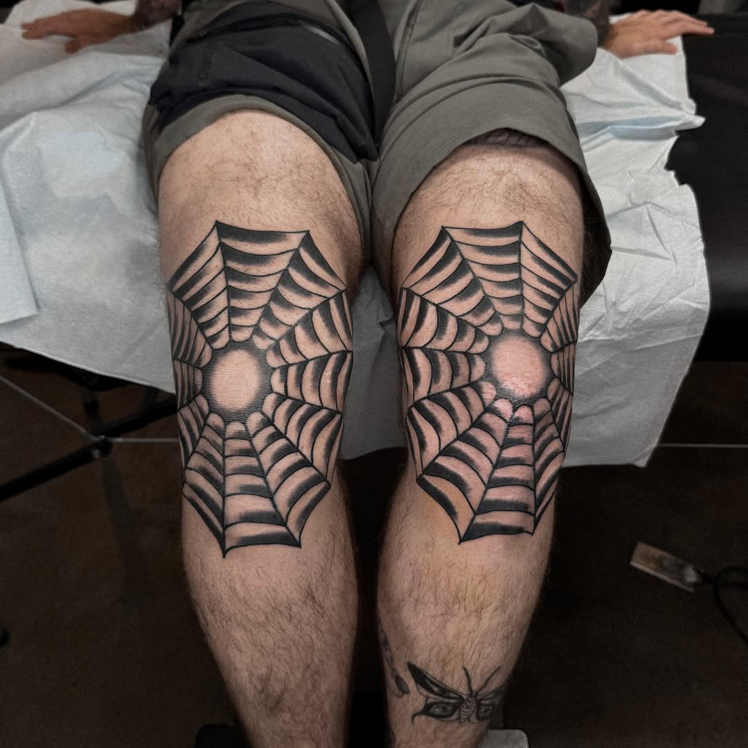 Tattoo by @baby__ugly — black_and_grey, geometric
