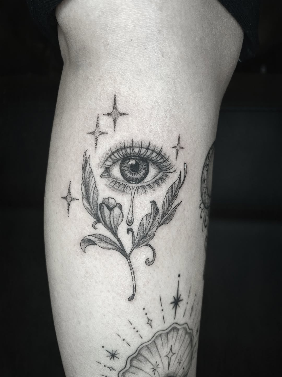 Tattoo by @skinsagastudio — fine_line