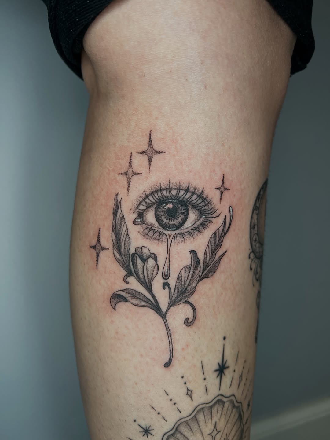 Tattoo by @skinsagastudio — fine_line