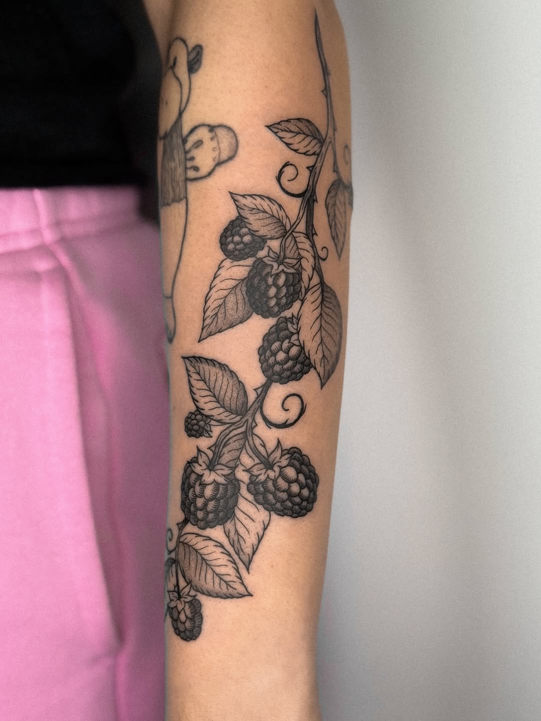 Tattoo by @tattoo.vancouver โ fine_line, black_and_grey