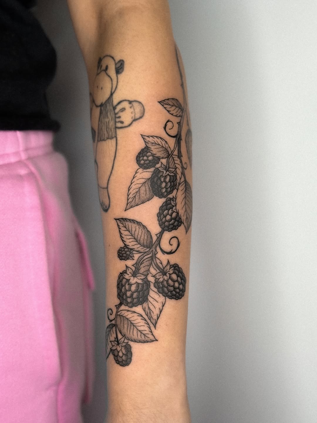 Tattoo by @tattoo.vancouver โ black_and_grey, fine_line