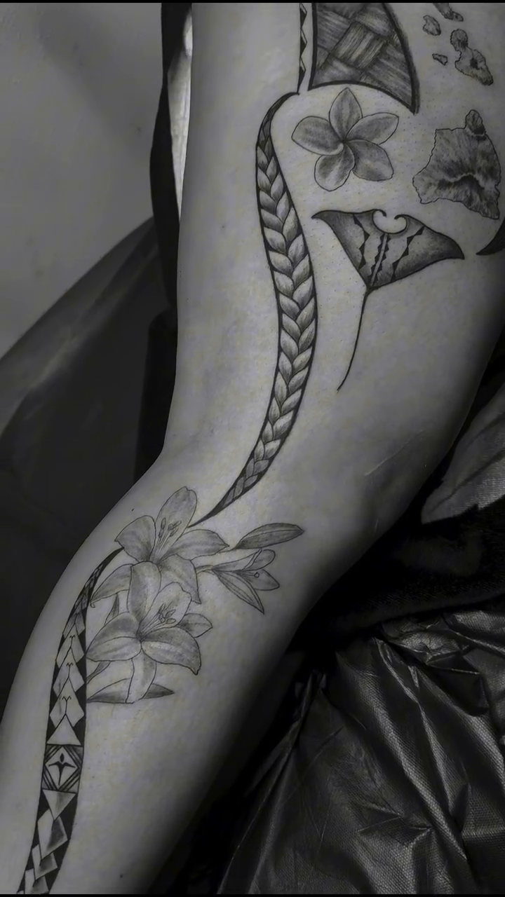 Tattoo by @healohakamanu — tribal, illustrative