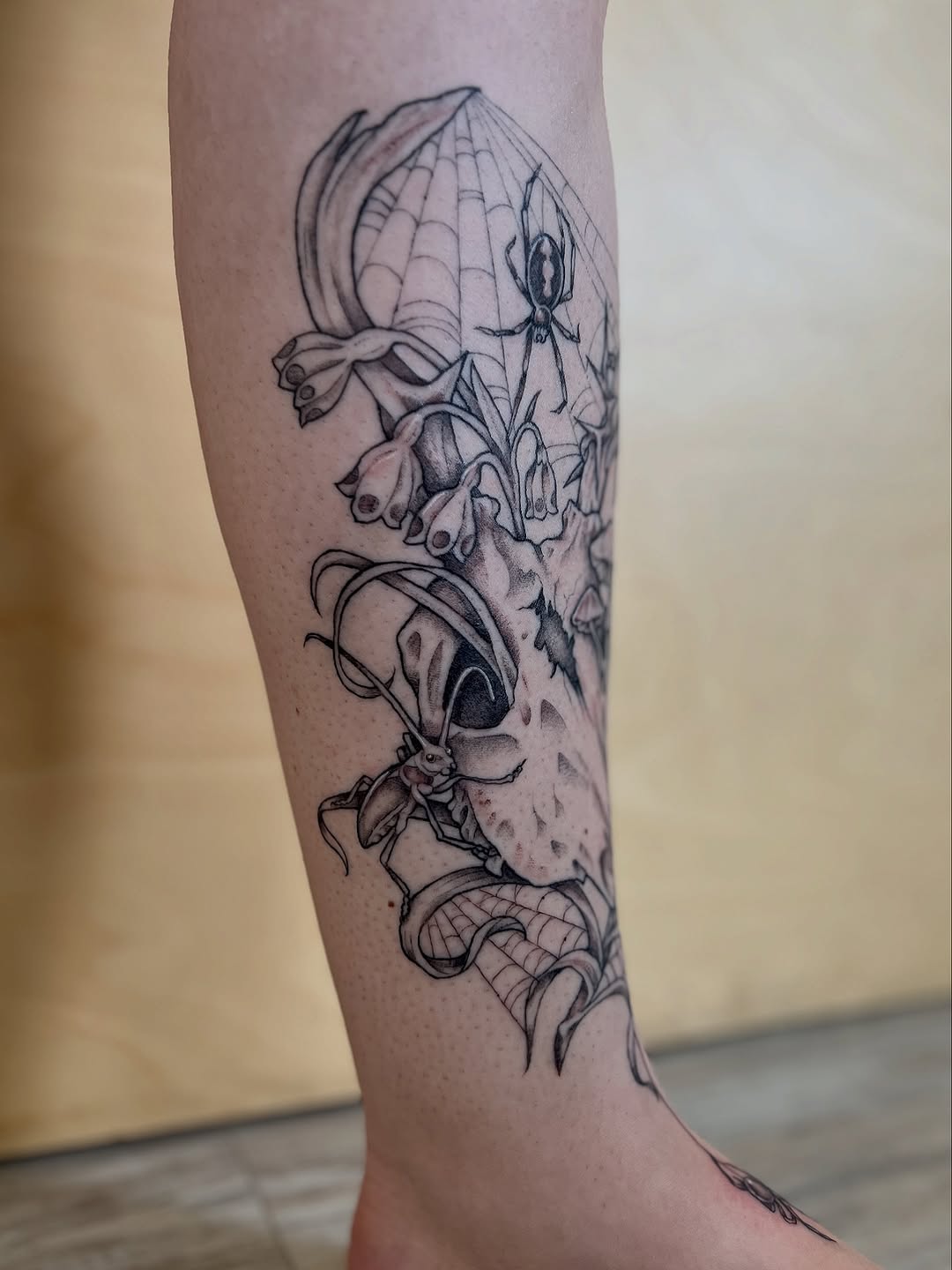 Tattoo by @kelsi_hooper_tattoo — black_and_grey