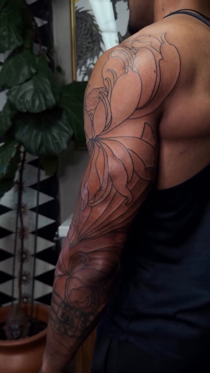 Tattoo by @tattoosbygina — japanese_irezumi, black_and_grey