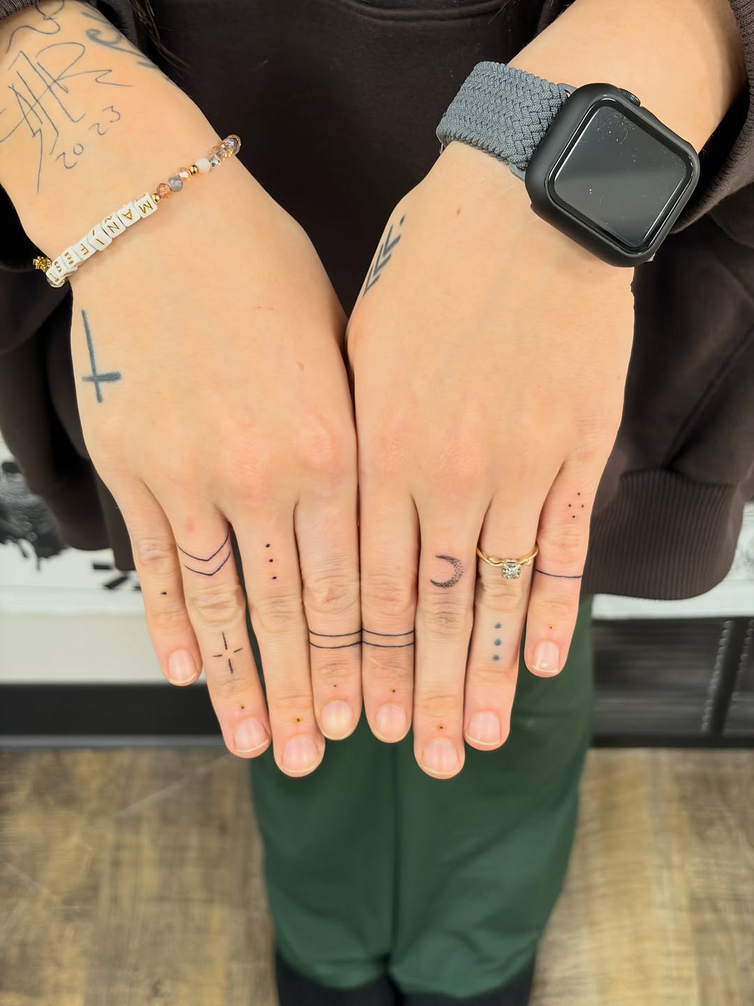 Tattoo by @ruoktattoo — fine_line, minimalist