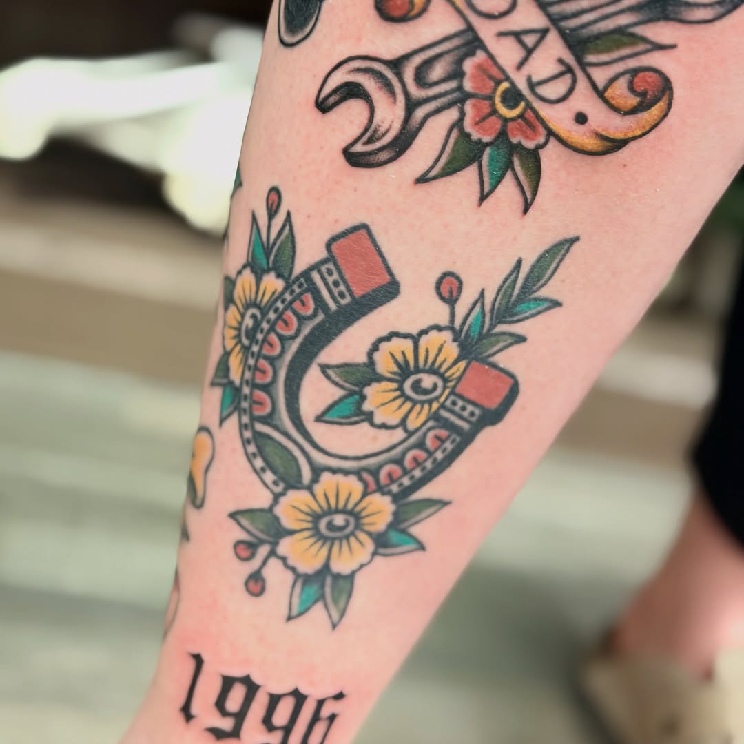 Tattoo by @fleurnoirestudio โ american_traditional