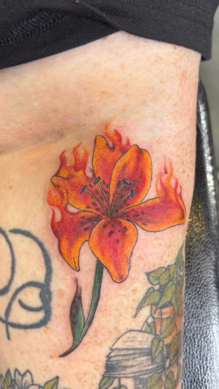 Tattoo by @saras_artistic_adventures — realism, neo_traditional