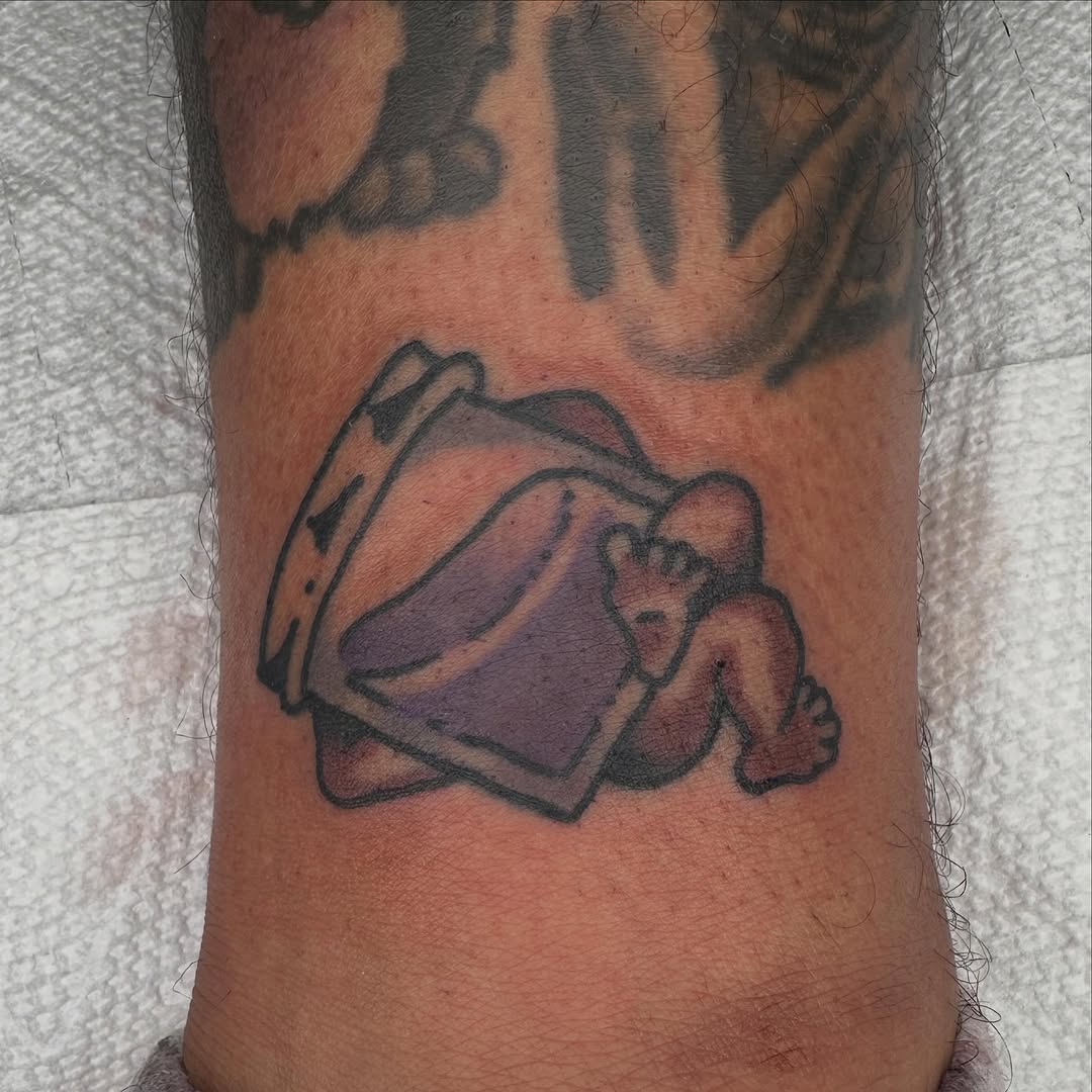 Tattoo by @jeffrey_dt_314 — new_school