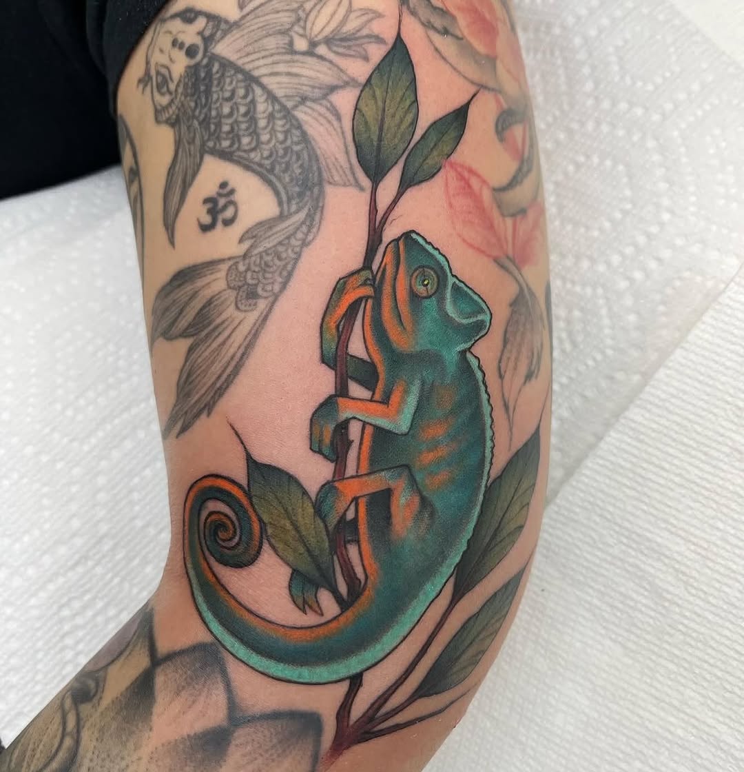 Tattoo by @lrlozano — realism, fine_line