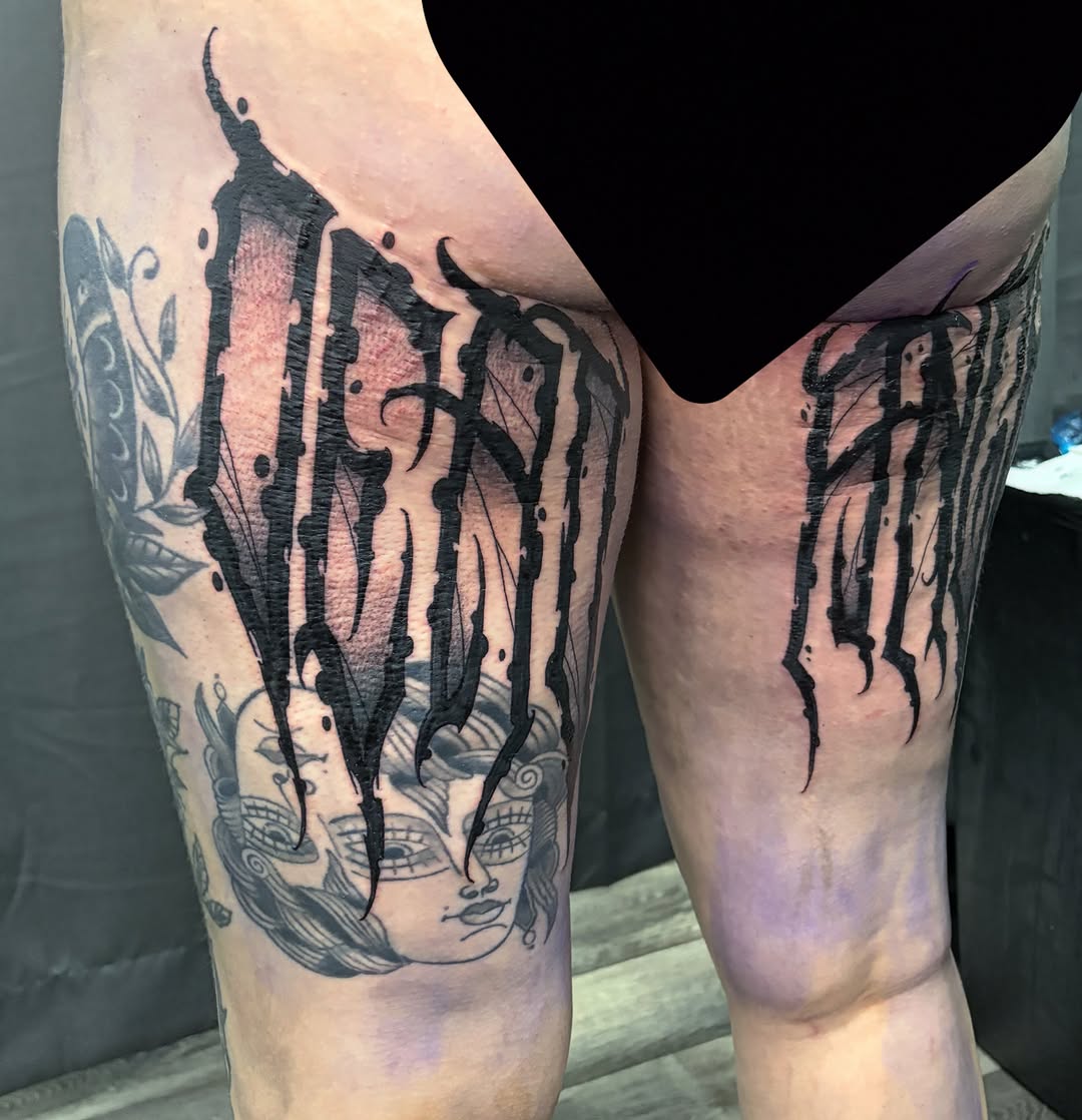 Tattoo by @bodyartbyalia — blackwork