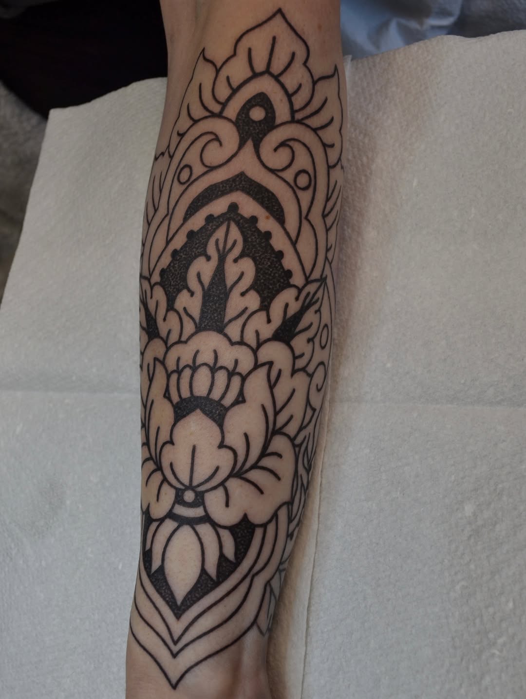 Tattoo by @vulgarviolets — black_and_grey, ornamental