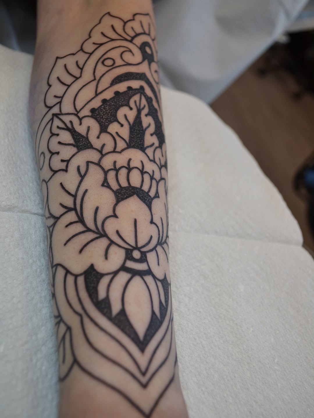 Tattoo by @vulgarviolets — blackwork, ornamental