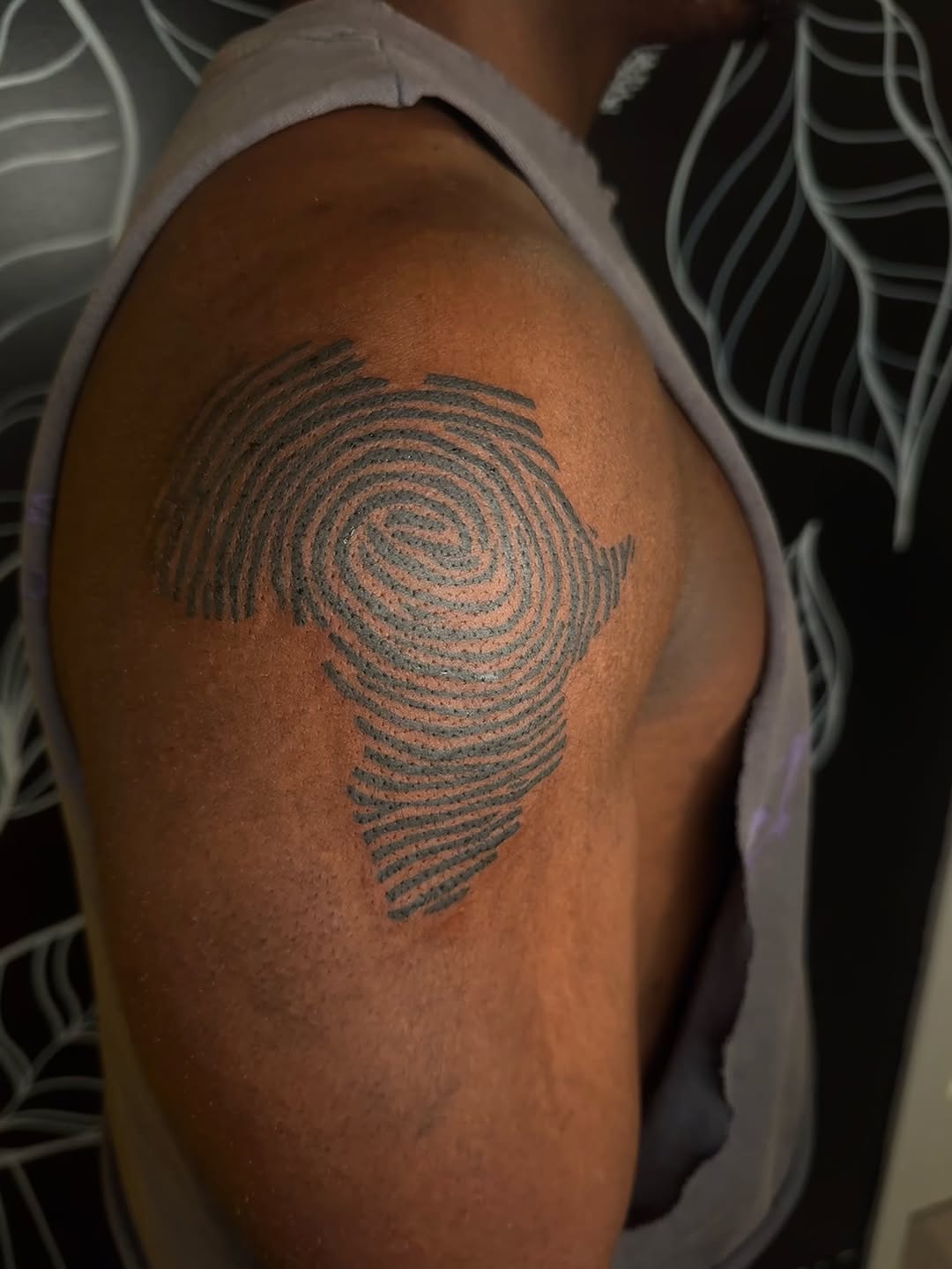 Tattoo by @tattedbytam β black_and_grey, geometric